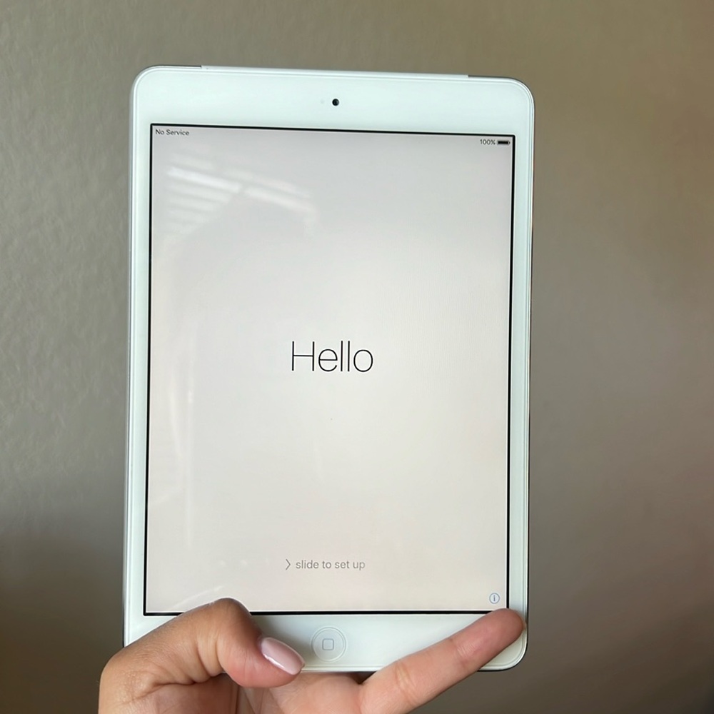 Apple iPad Mini (WiFi + Cellular) - MD537LL/A